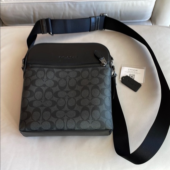 Coach Houston Flight Bag in Signature Canvas NWOT - Picture 2 of 11